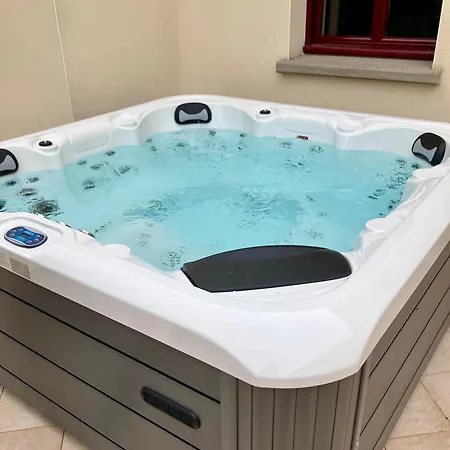 Nouveau, Grand Avec Vue Sur Le Mont *