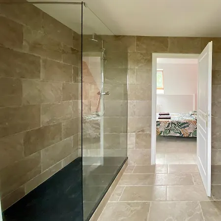 Nouveau, Grand Avec Vue Sur Le Mont *