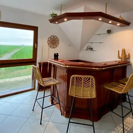 Nouveau, Grand Avec Vue Sur Le Mont Ferienhaus