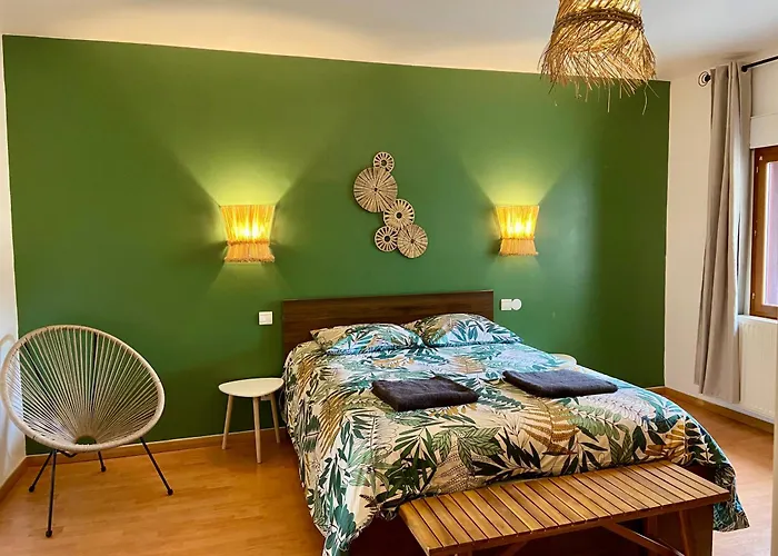 Nouveau, Grand Avec Vue Sur Le Mont Huisnes-sur-Mer