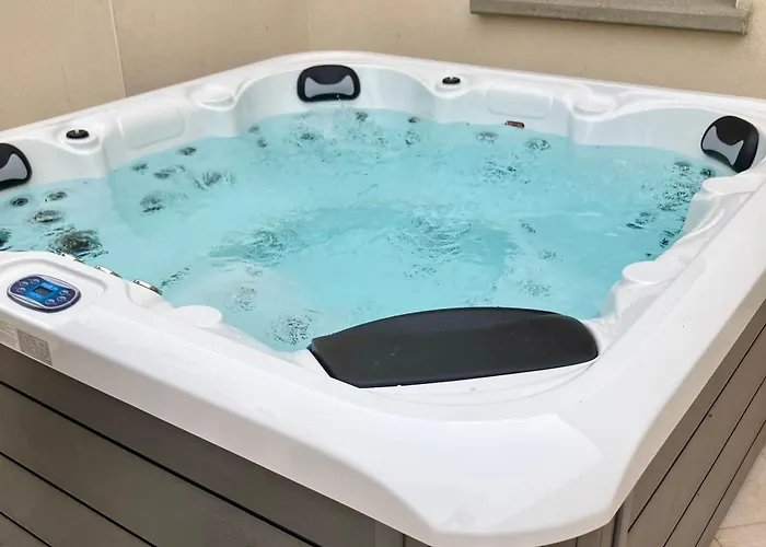 Nouveau, Grand Avec Vue Sur Le Mont *